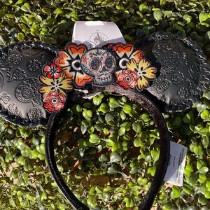 Disney Black Floral Skull Headband